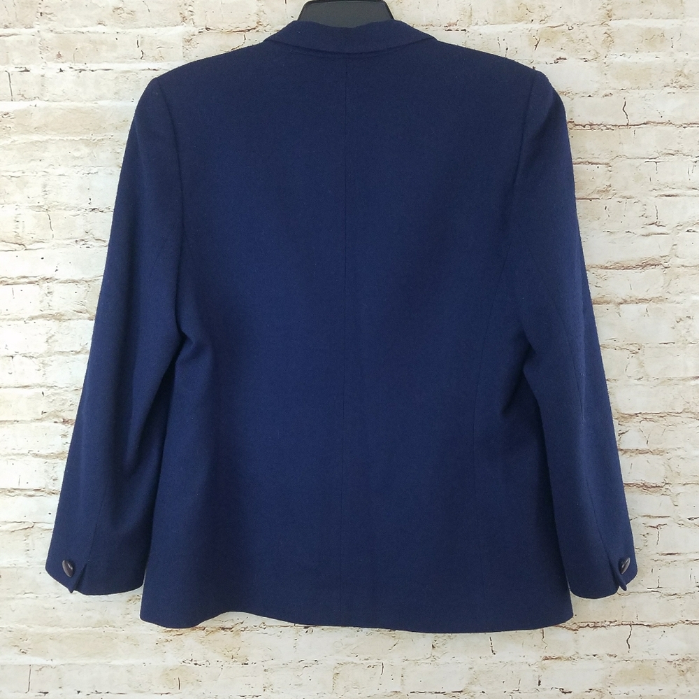 Pendleton Navy Wool Jacket Size 12p - image 2